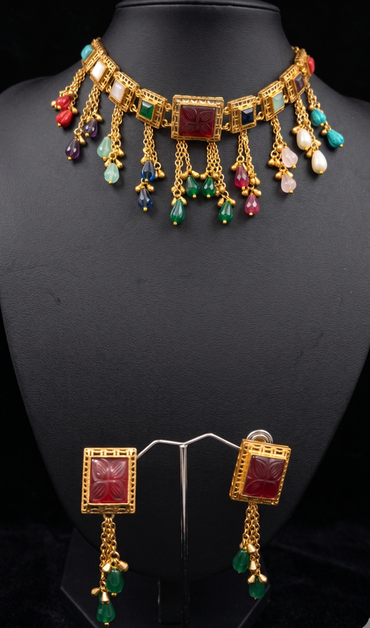 Multicolored Gemstone and Gold Choker Set Description