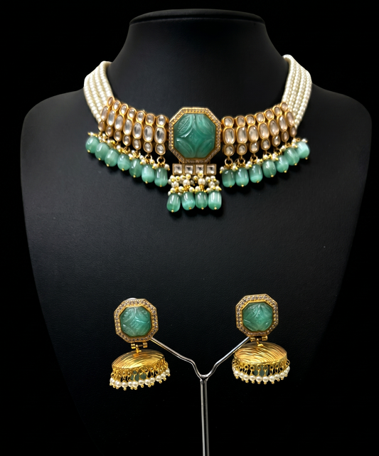 Elegant Carved Jade and Pearl Jewelry Set